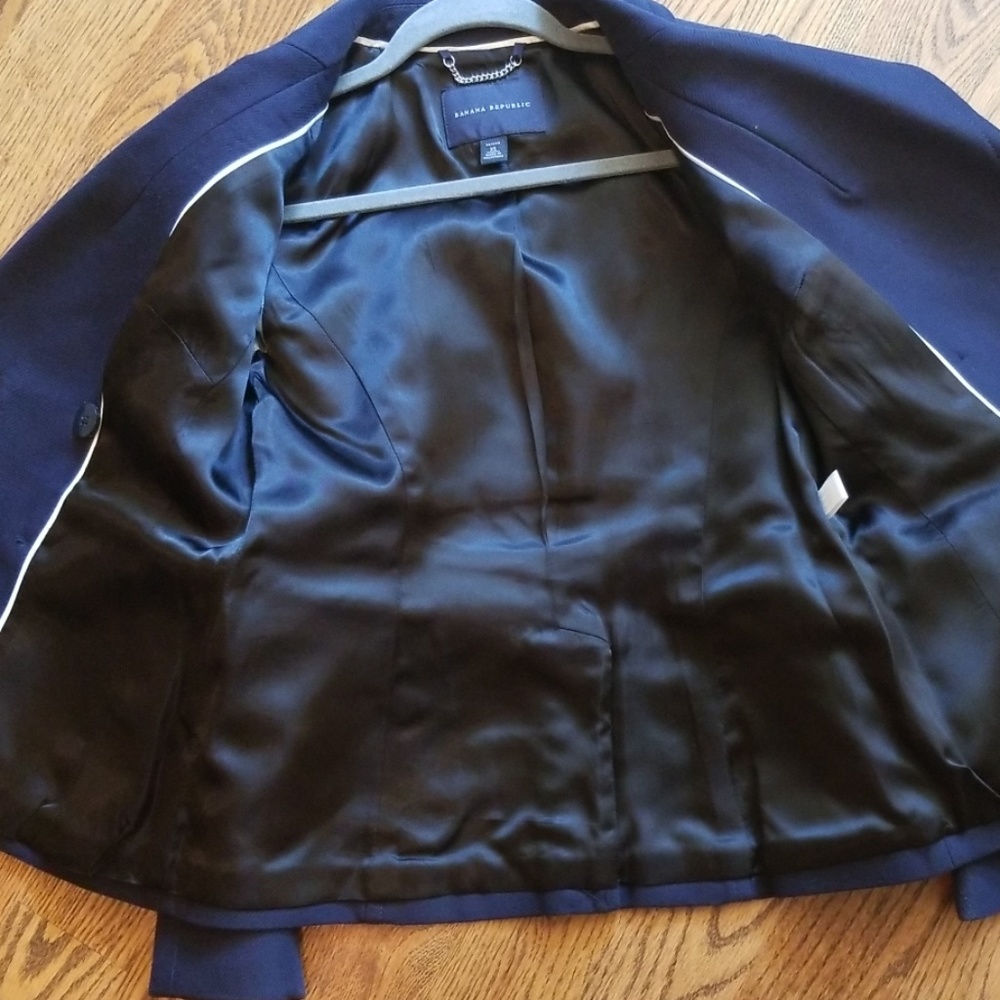 Blazer - Picture 4 of 5